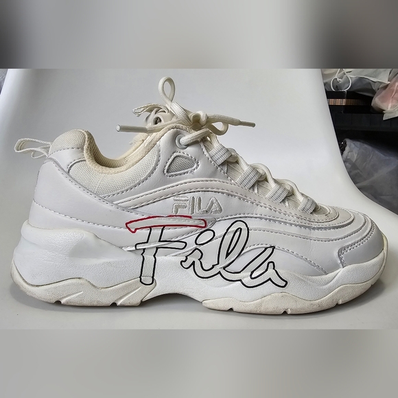 Fila Ray Low Chunky Sneakers - Picture 5 of 9